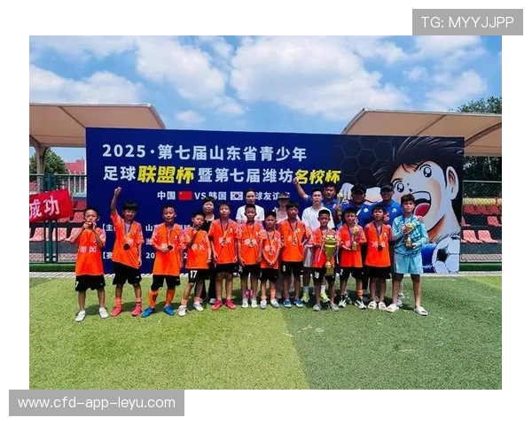 足球俱乐部青训营开营仪式举行,足球俱乐部青训试训2021